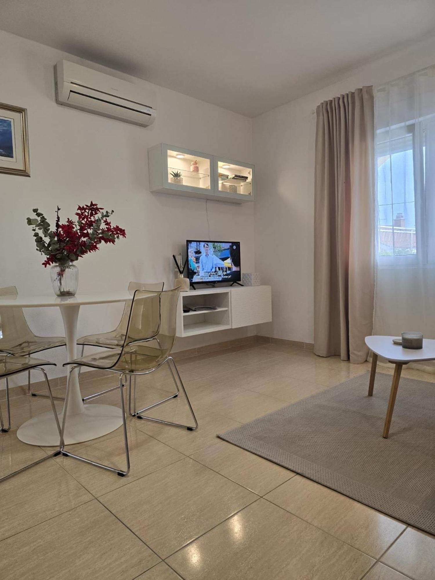 Apartmani Pavlinovic Makarska Exterior foto